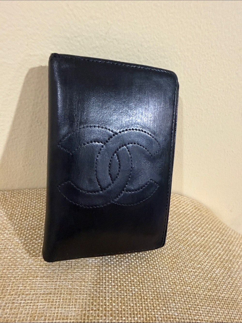 Authentic CHANEL Mini Black CC Logo Chanel Wallet Credit card wallet 4.5” x 3”